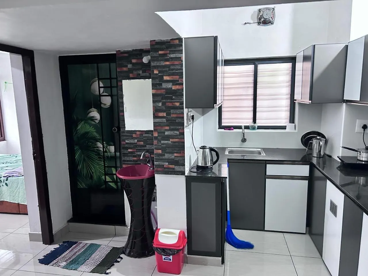Golden Vintage Apartments Thiruvananthapuram